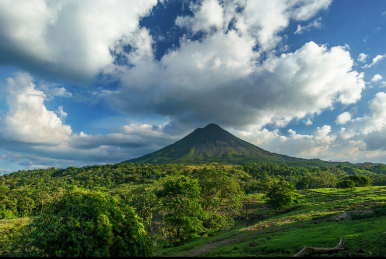 Costa Rica Will Open to American Travelers From Only Six States