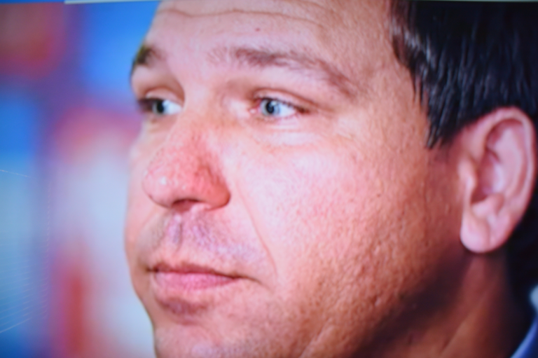 Trump Protégé: Ron DeSantis, Clueless, Dusty, Lost In The Sauce, Pointless — Got Lost On His way to The White House.