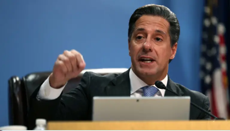 The FBI Raids Home and Office of School Supt Alberto Carvalho.